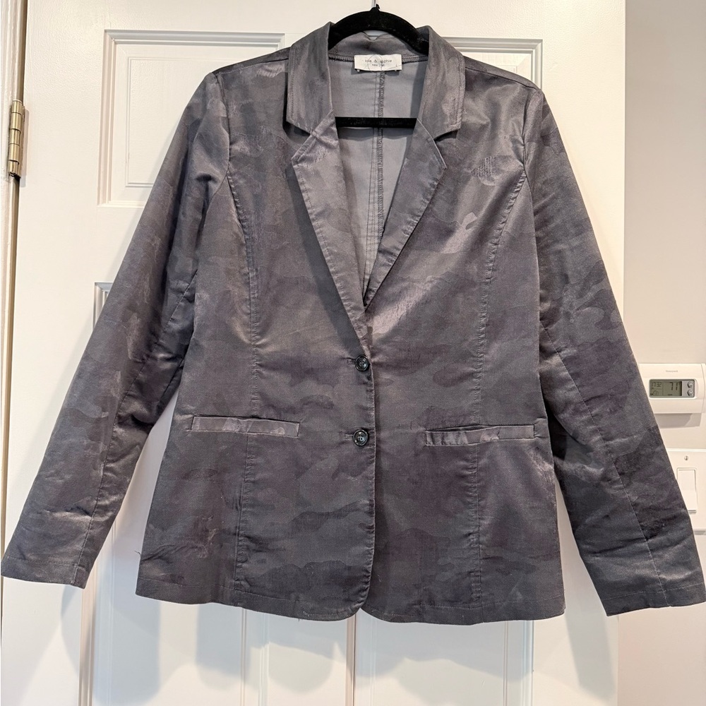 Lola & Sophie Camoflauge Two-Button Blazer